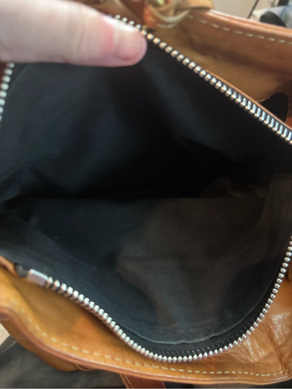 Authentic Chloé Vintage Betty Leather Shoulder Bag with Matching Coin Purse EUC - Picture 8 of 11